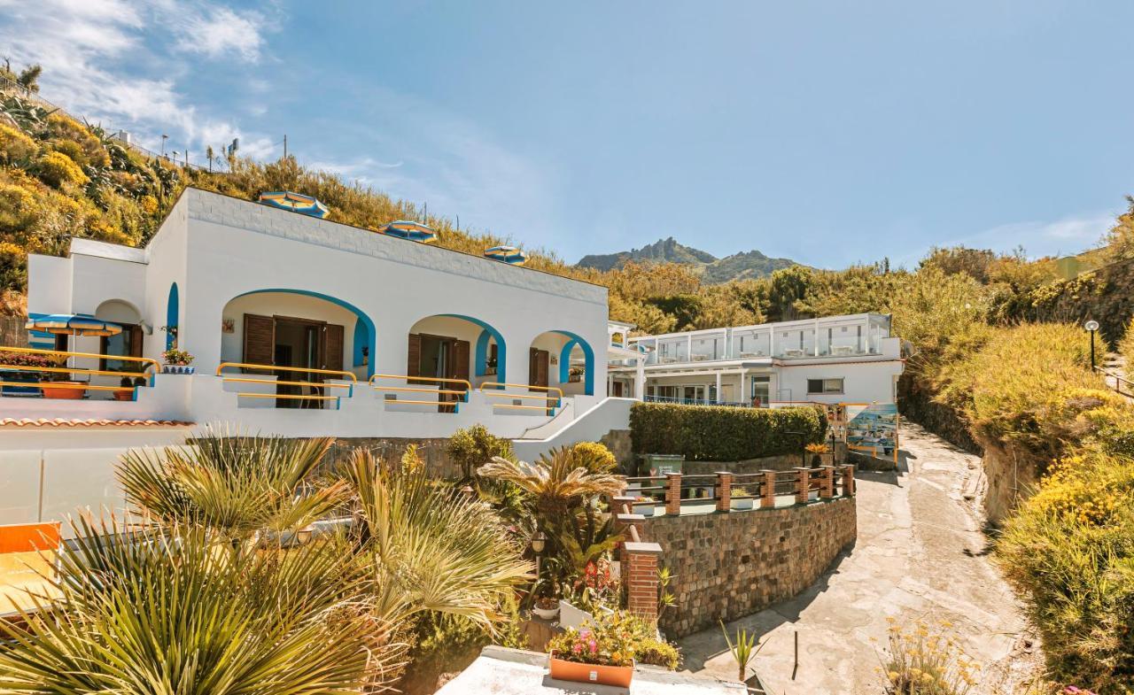 Cava Dell'isola Hotel