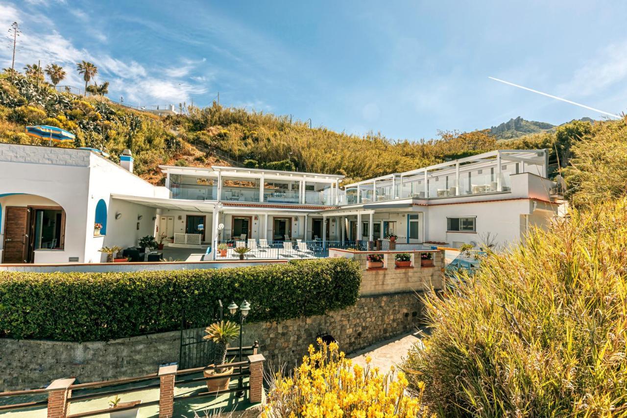 Cava Dell'isola 3*