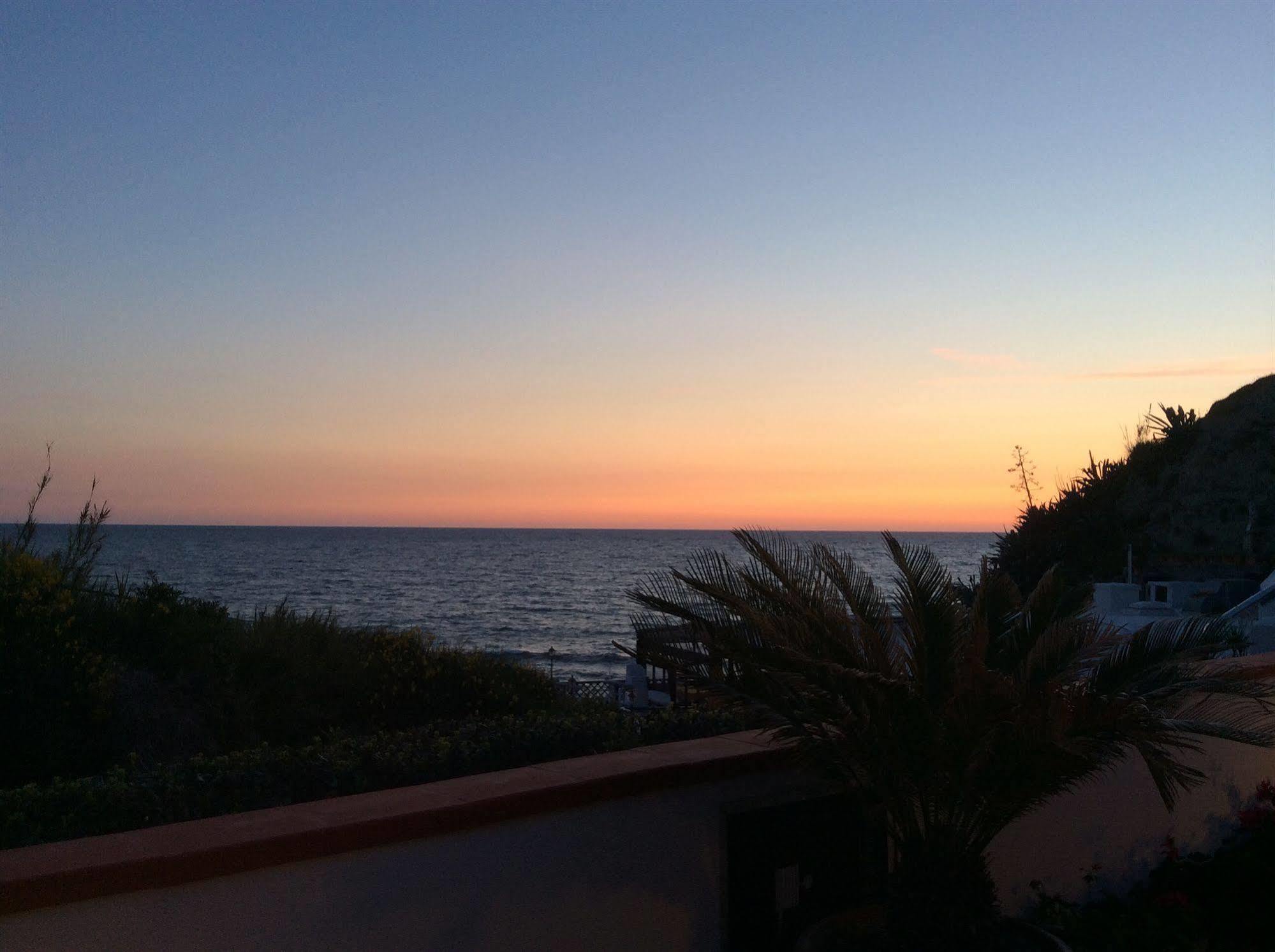 Cava Dell'isola Forio (Isola d'Ischia)