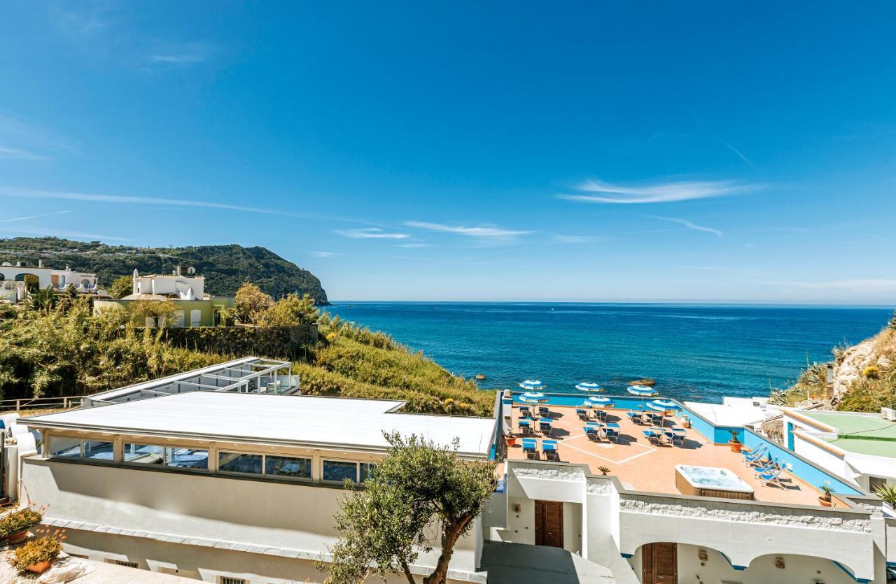 Cava Dell'isola 3*