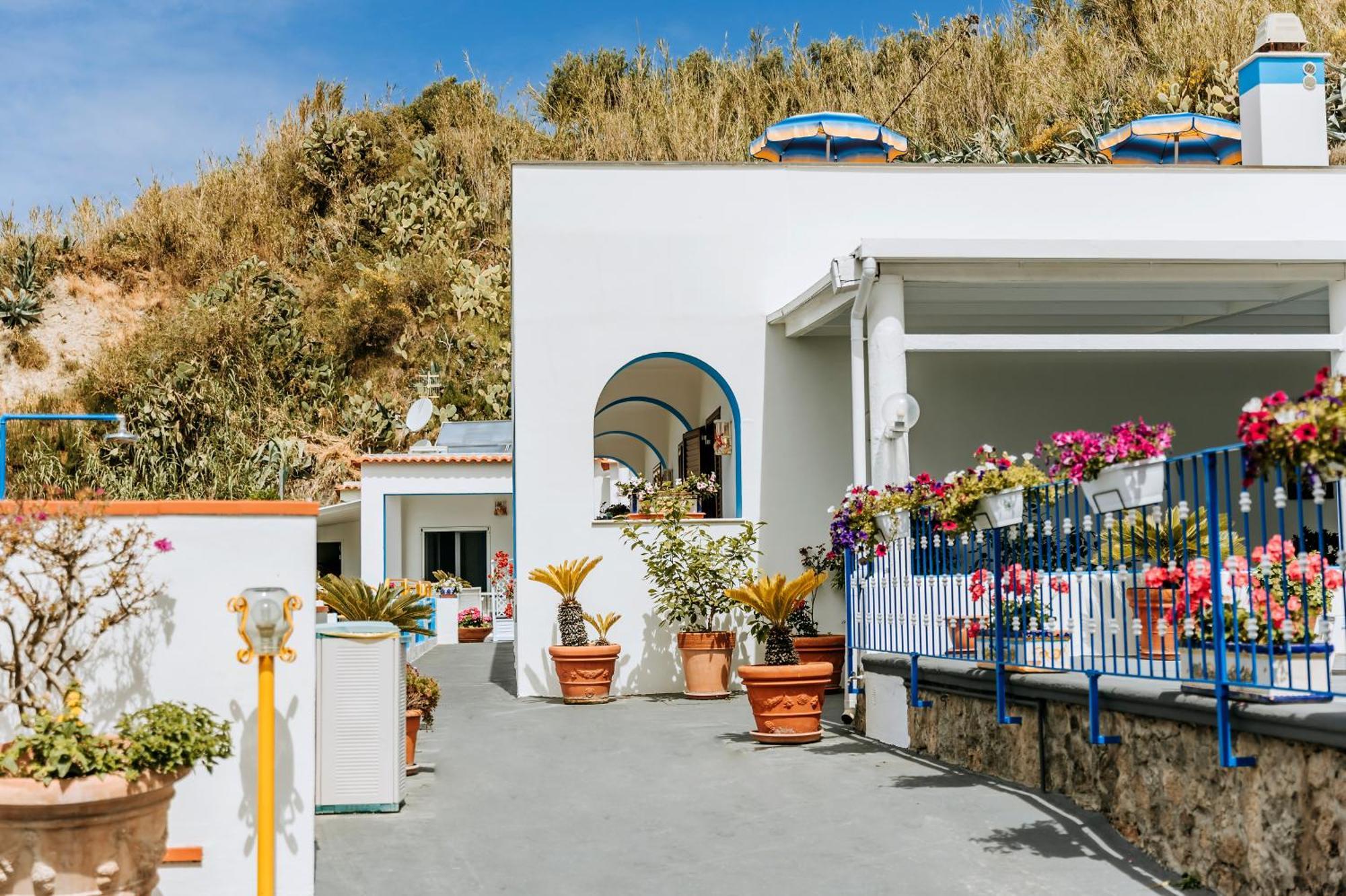 Cava Dell'isola 3*